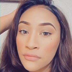 Meet your Posher, Salma